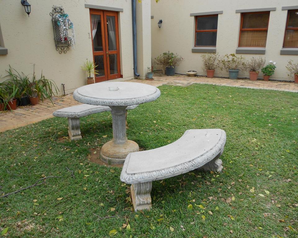 Hartley Manor Guest House Muldersdrift Zimmer foto